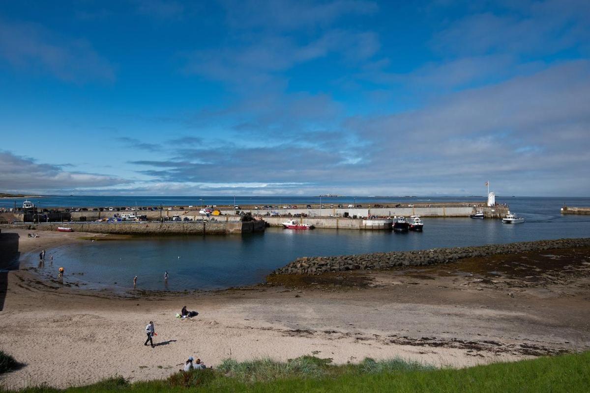 Greengate Villa Seahouses Exterior photo